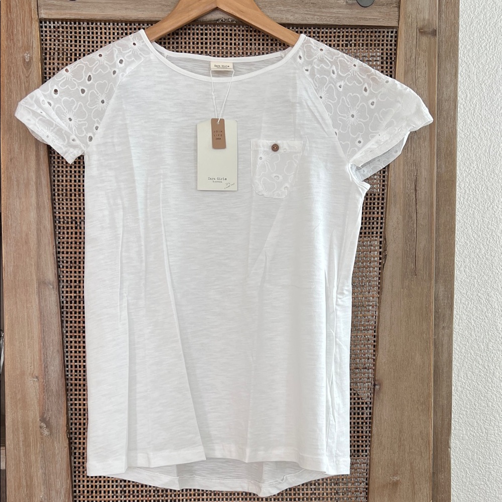 💖 BUY 2 for $15 💖 NWT Zara Kids White Eyelet Sleeve Cotton Tee